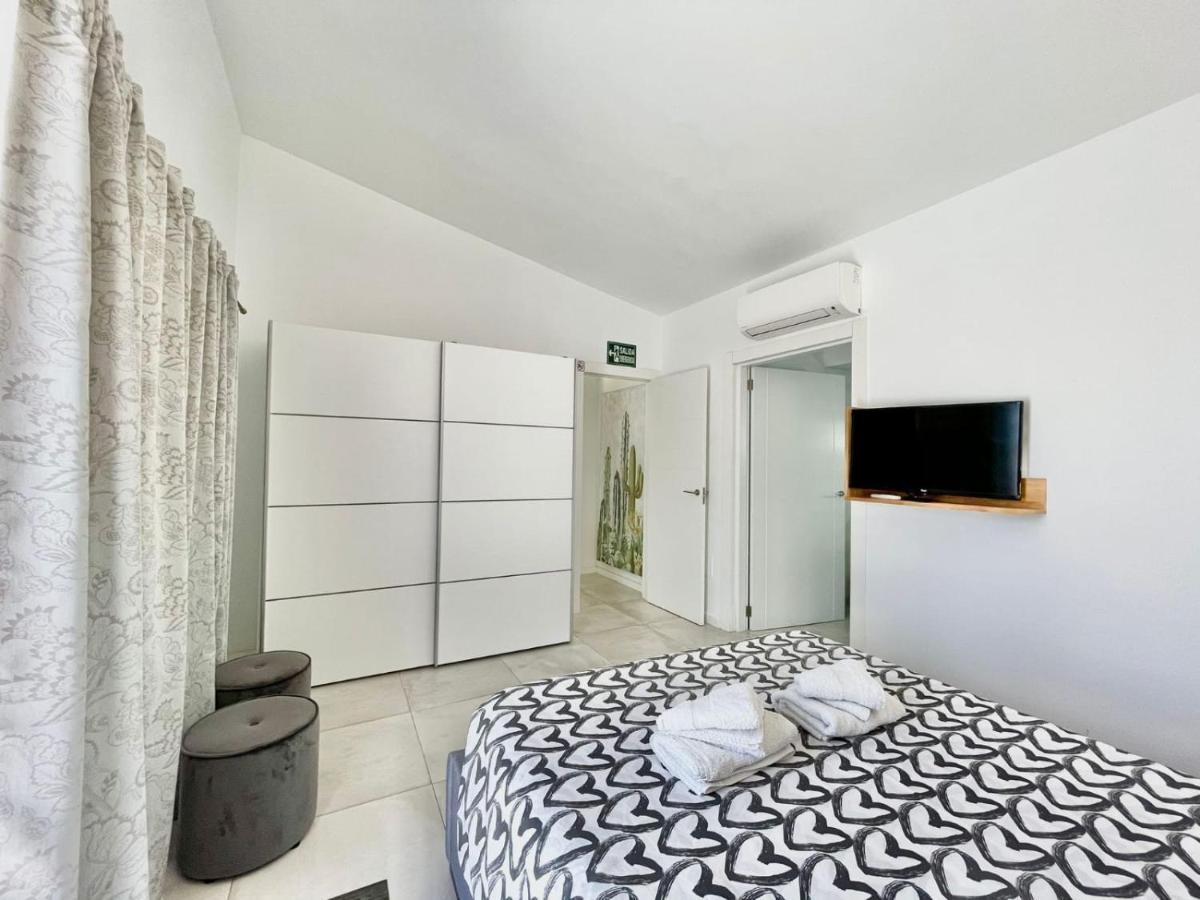 Villa 12 Адехе Екстер'єр фото